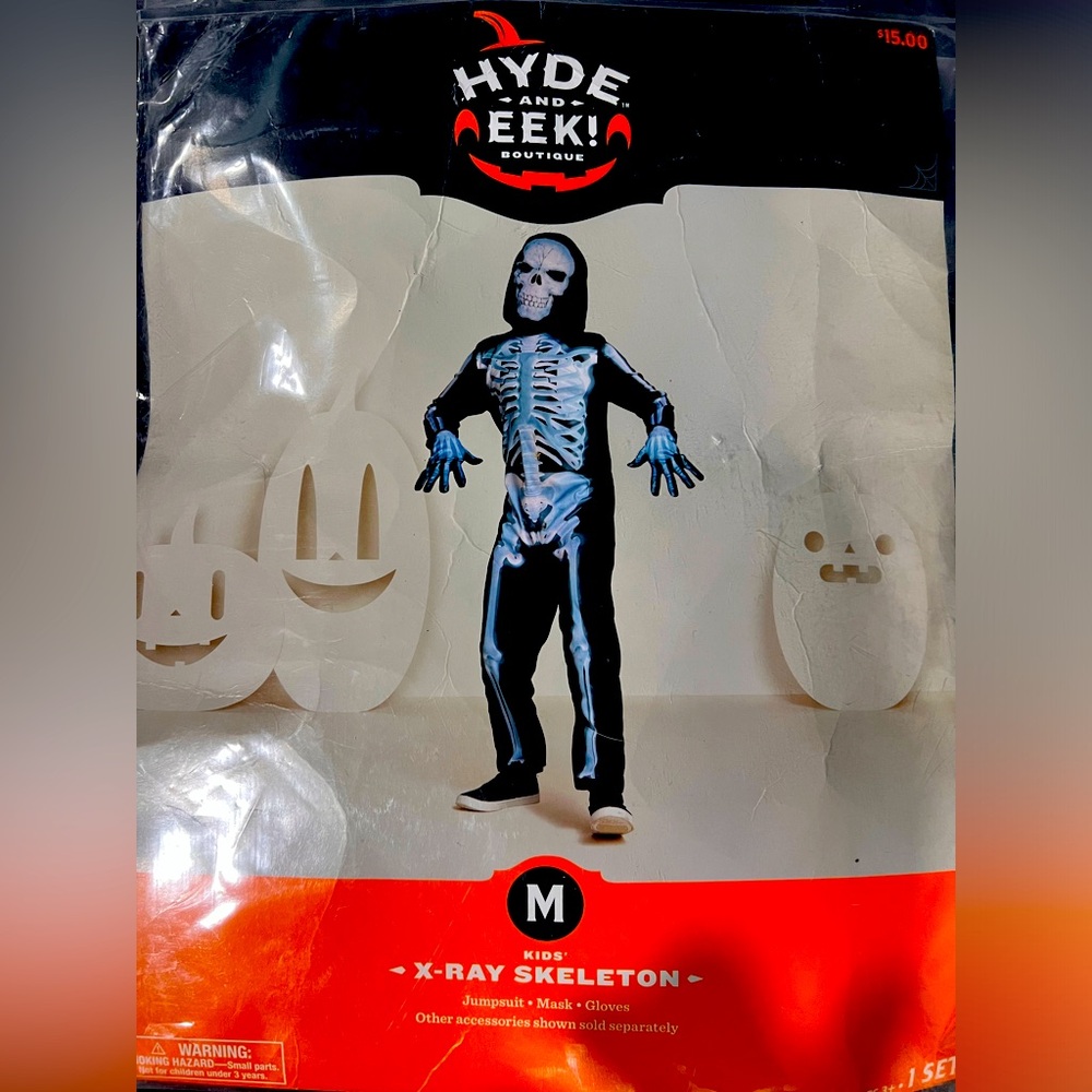 Skeleton costume